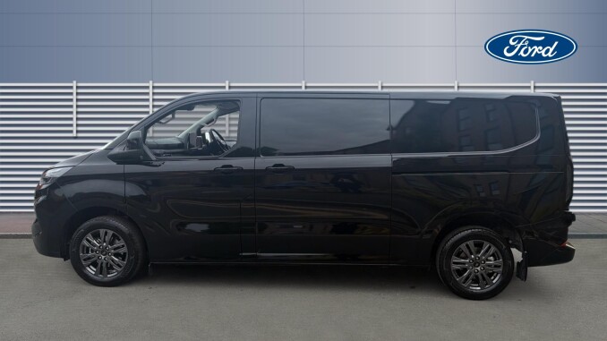 Ford Transit Custom 280 L2 Diesel Fwd 2.0 EcoBlue 136ps H1 Van Limited - Image 4